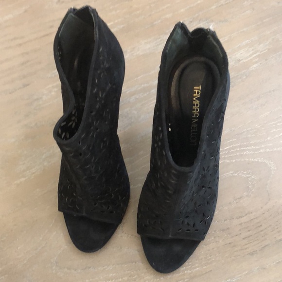 Laser Cut Tamra Melon Booties - Picture 5 of 7